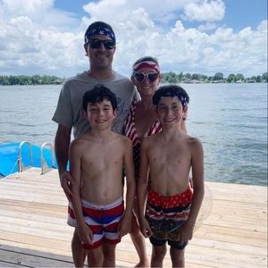 Meet your Posher, Lynsey